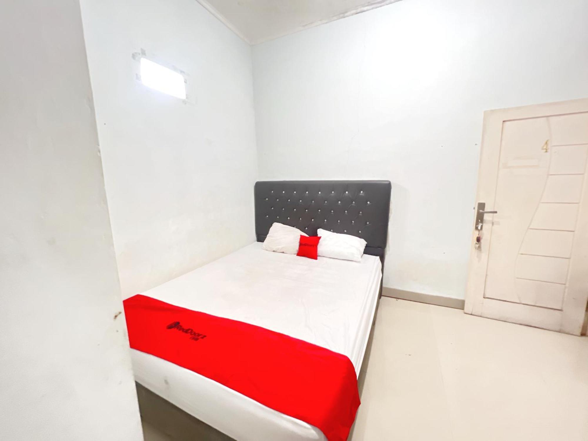 בנדר למפונג Reddoorz At Kay Residence Waydadi Lampung מראה חיצוני תמונה