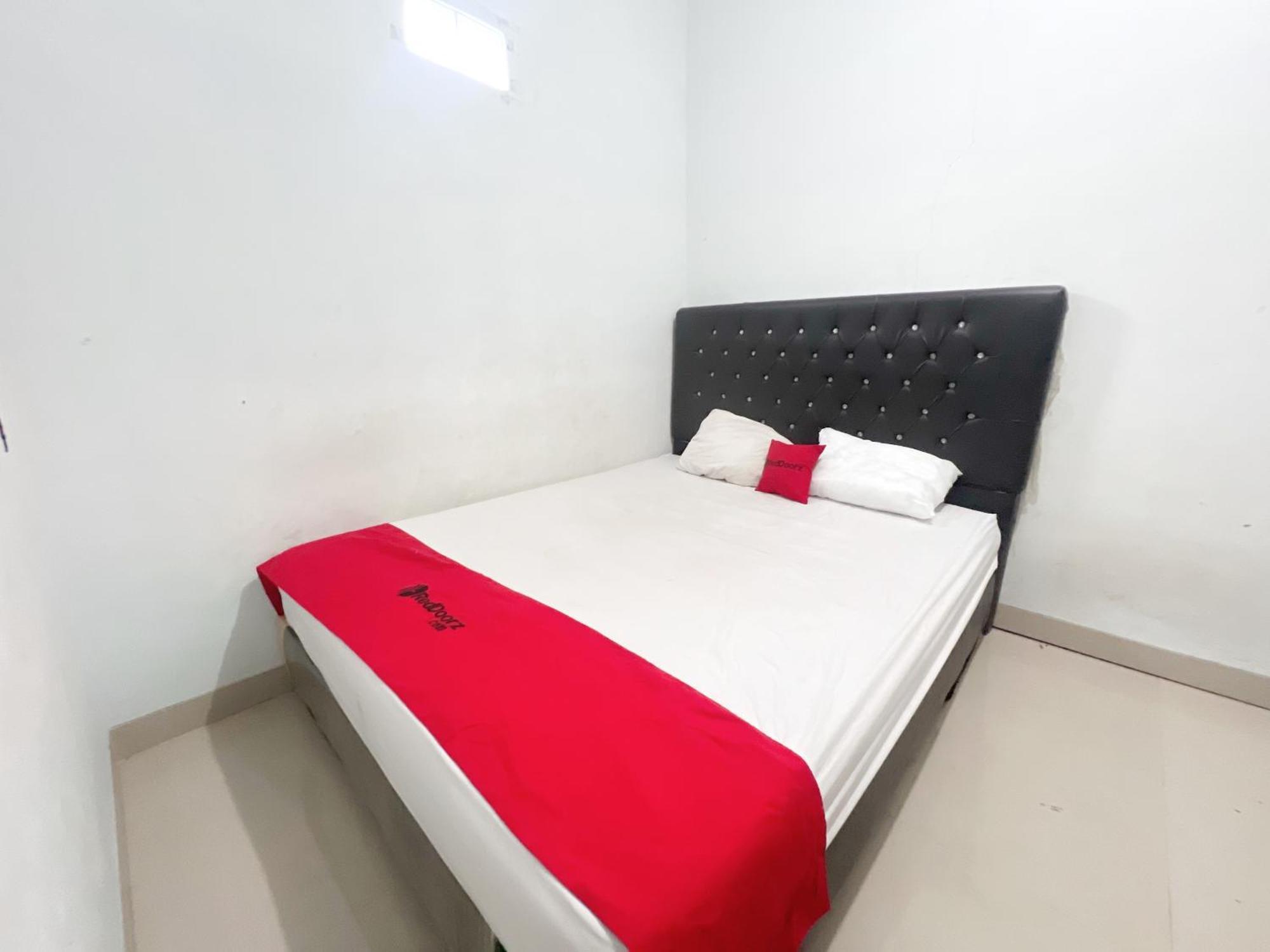 בנדר למפונג Reddoorz At Kay Residence Waydadi Lampung מראה חיצוני תמונה